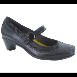 HOLD NAOT Trendy Maryjane Heel Leather Sz 38 US 7